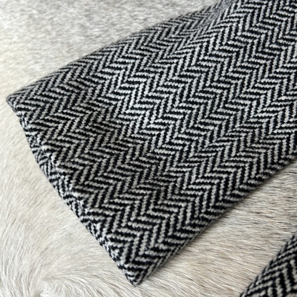 EUC J. Crew Factory 💯% Wool Black and White Herringbone Pea Coat - Picture 3 of 11